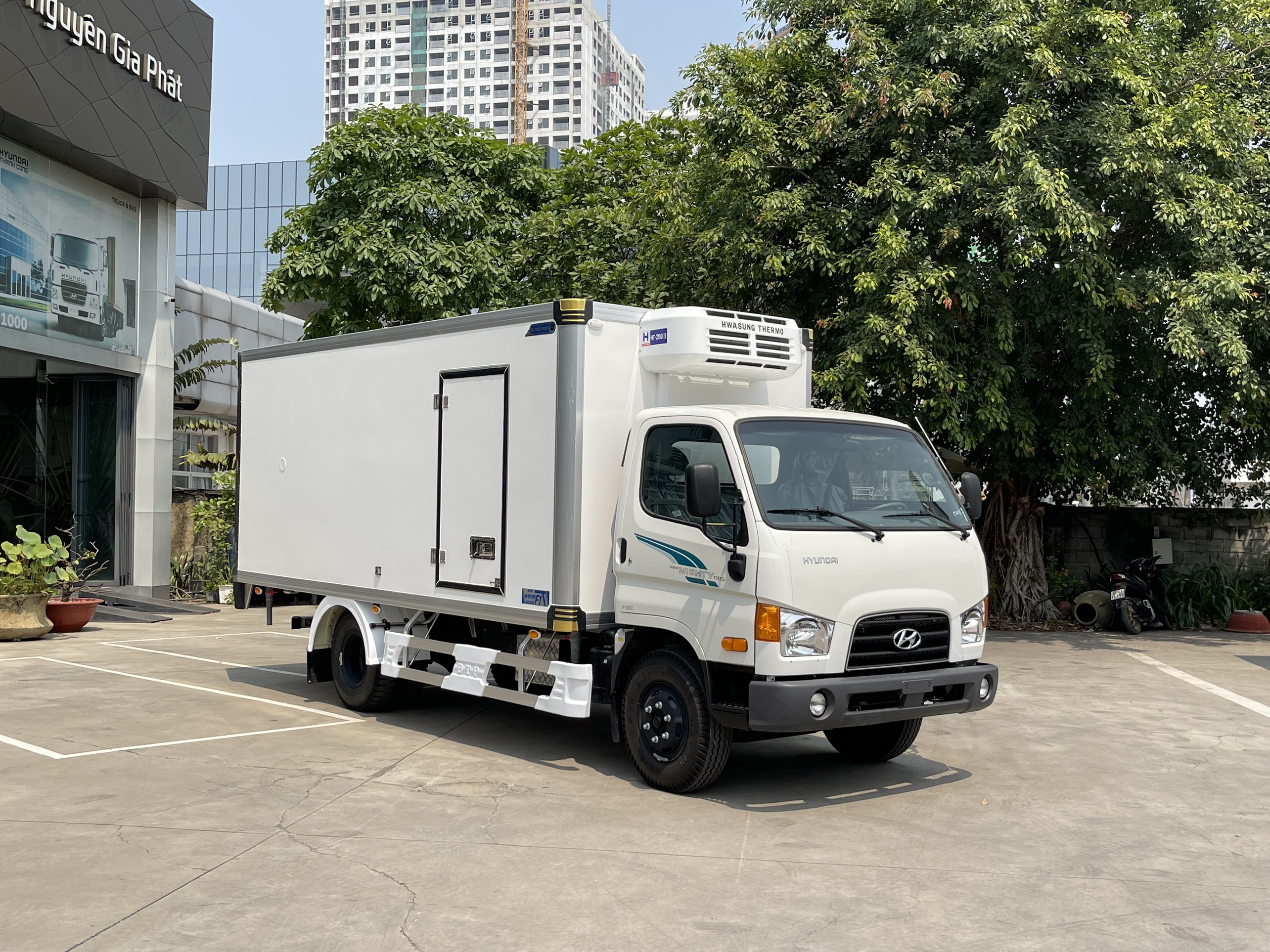 Xe đông lạnh 6 tấn Hyundai Mighty 110S