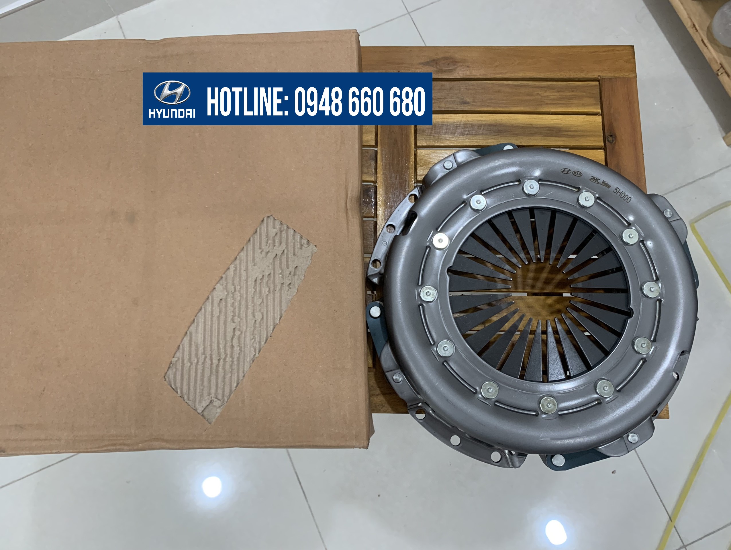  Mâm ép ly hợp xe COUNTY, HD350, HD65, HD72