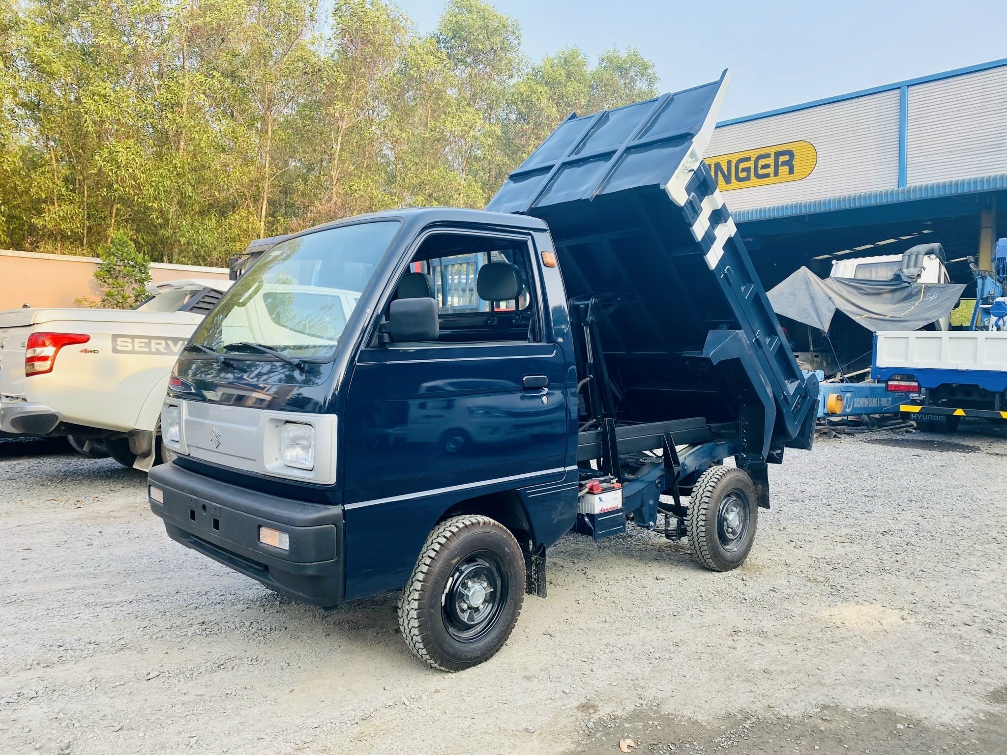 XE BEN 500KG SUZUKI TRUCK