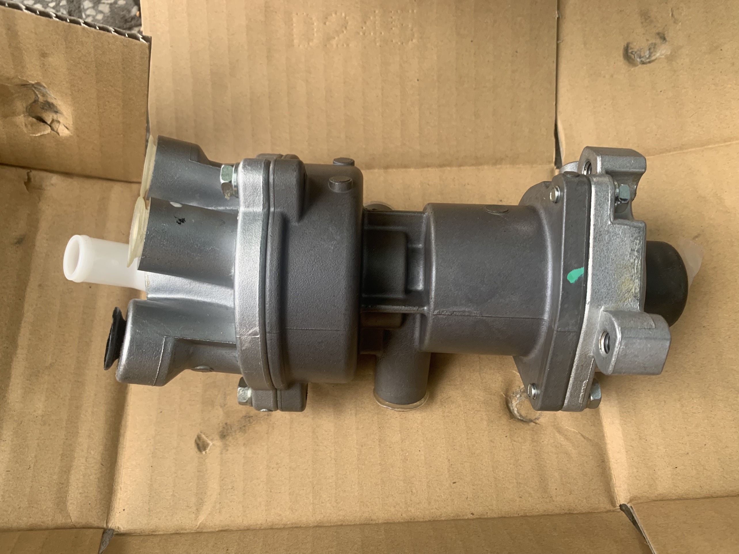  Tổng phanh chính (cóc đạp) xe Hino FG8JP7A