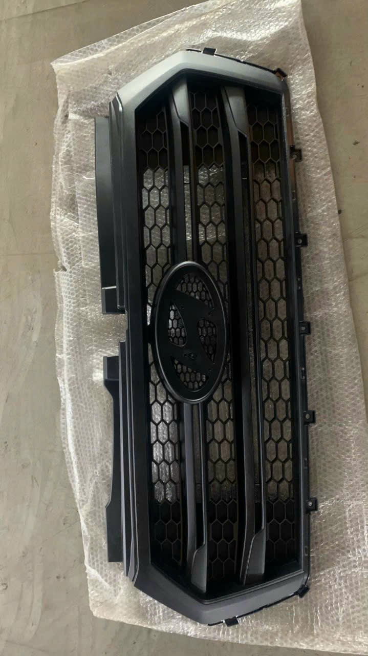  Mặt galang xe Hyundai Solati, H350