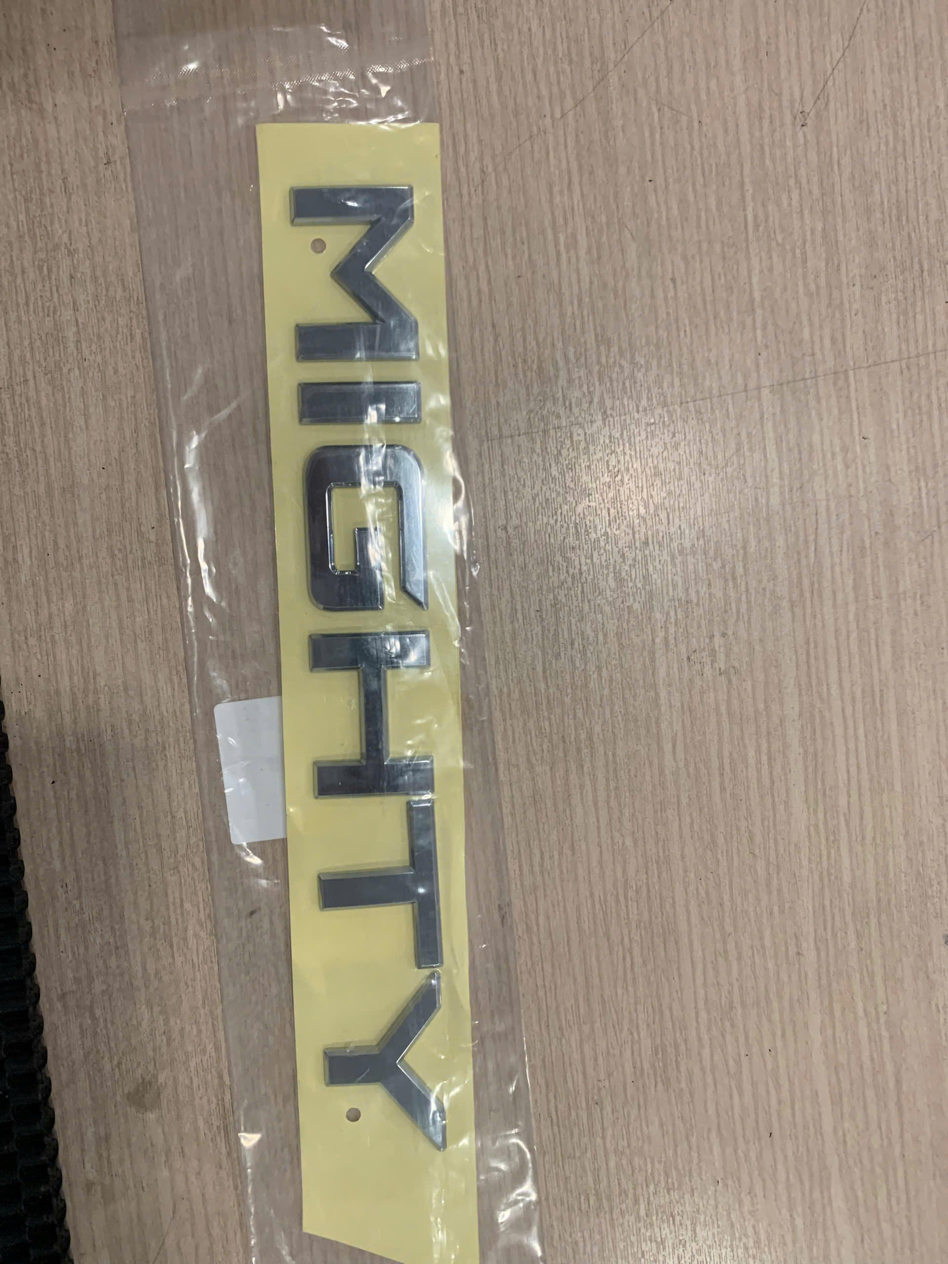  Logo chữ MIGHTY xe 75S, 110S, 110SL, 110XL, W11S, W11SL, W11XL